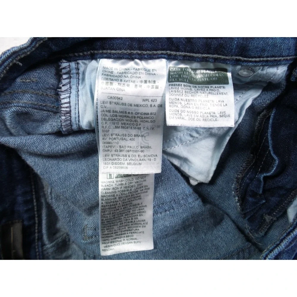 Levis Jeans Womens Size 30 x 28 Blue Denim Mid Rise Skinny‎ Stretch Comfort Dark